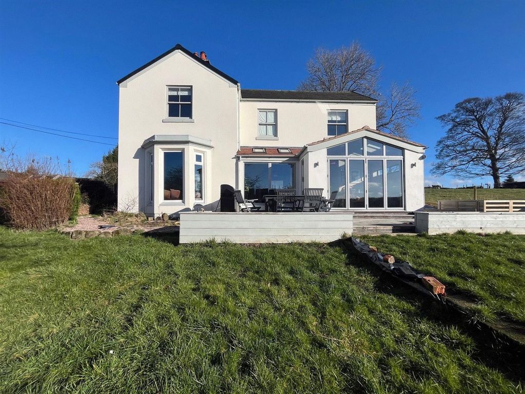 Property photo 1 of 37