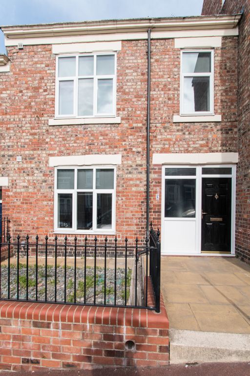 Property photo 1 of 20 6 Hedley Street -87