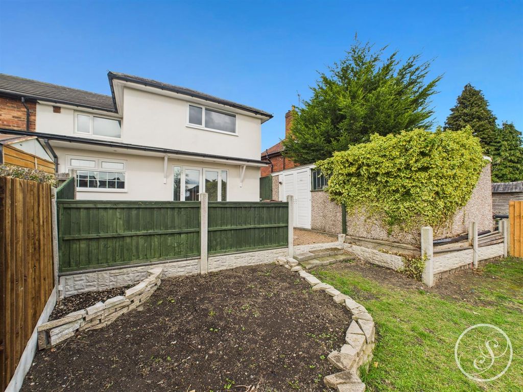 Property photo 1 of 21 External