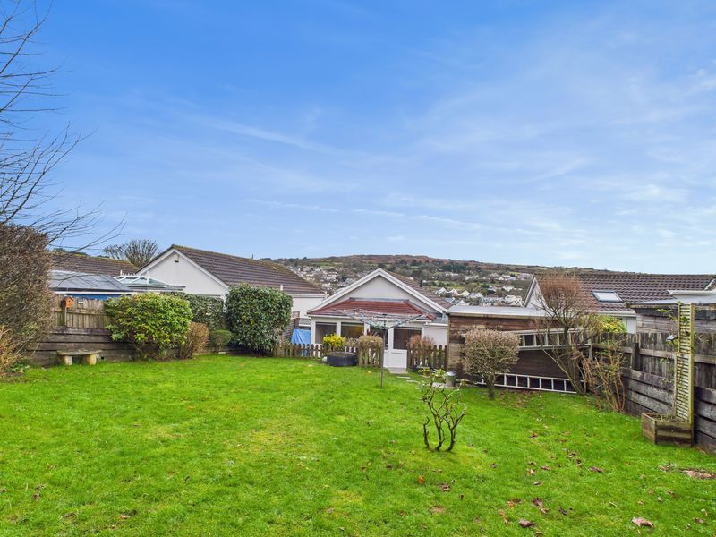 Property photo 1 of 14 Garden And Rear Elevation
