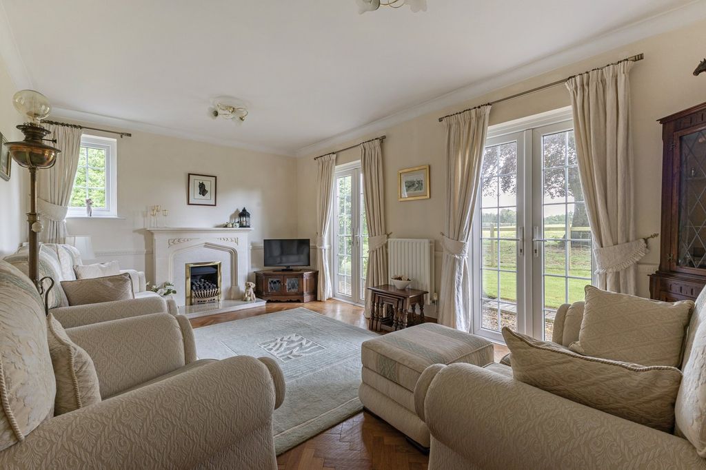 Property photo 2 of 45