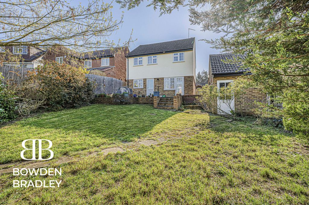 Property photo 2 of 23