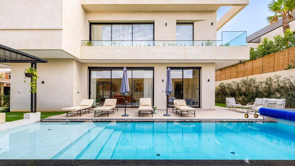 Property photo 3 of 24