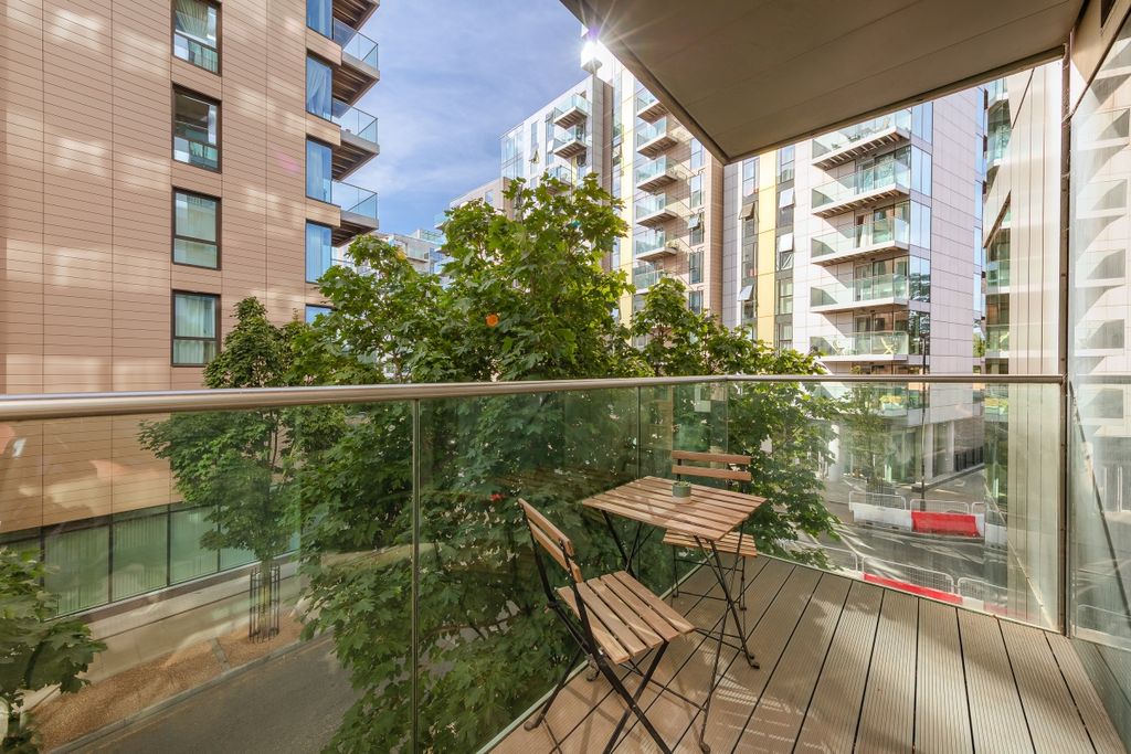 Property photo 3 of 16 094A7426
