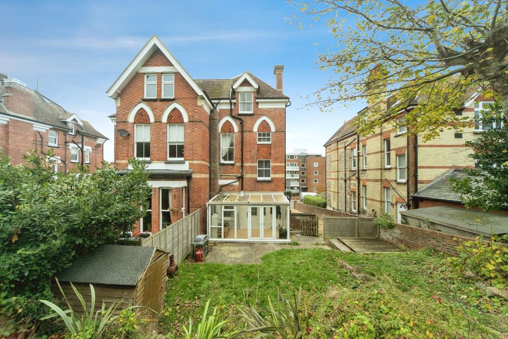 Property photo 1 of 15 Photo