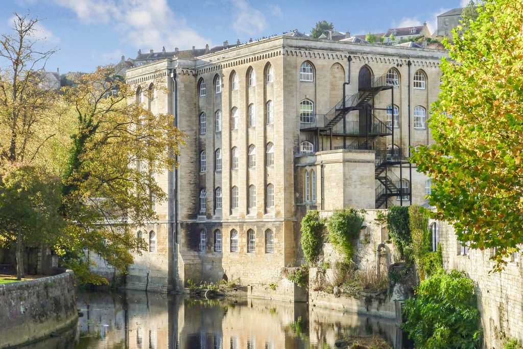 Property photo 1 of 10 Abbey Mill