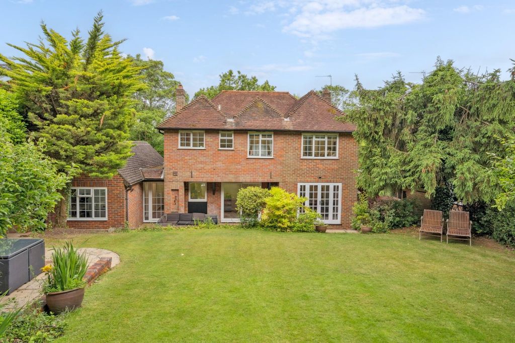 Property photo 2 of 22 Carmen