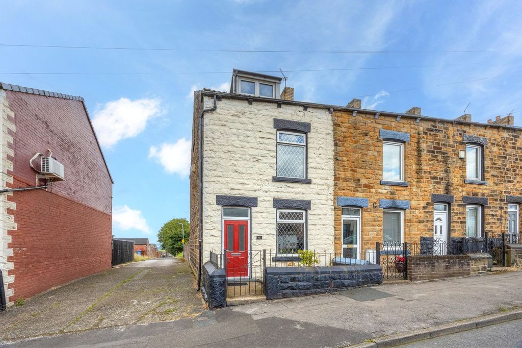 Property photo 1 of 18