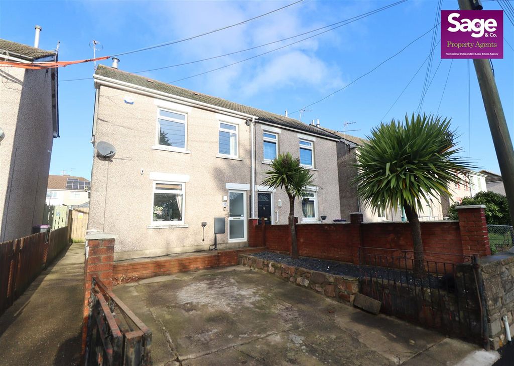 Property photo 1 of 40 Img_2009 (1).Jpg