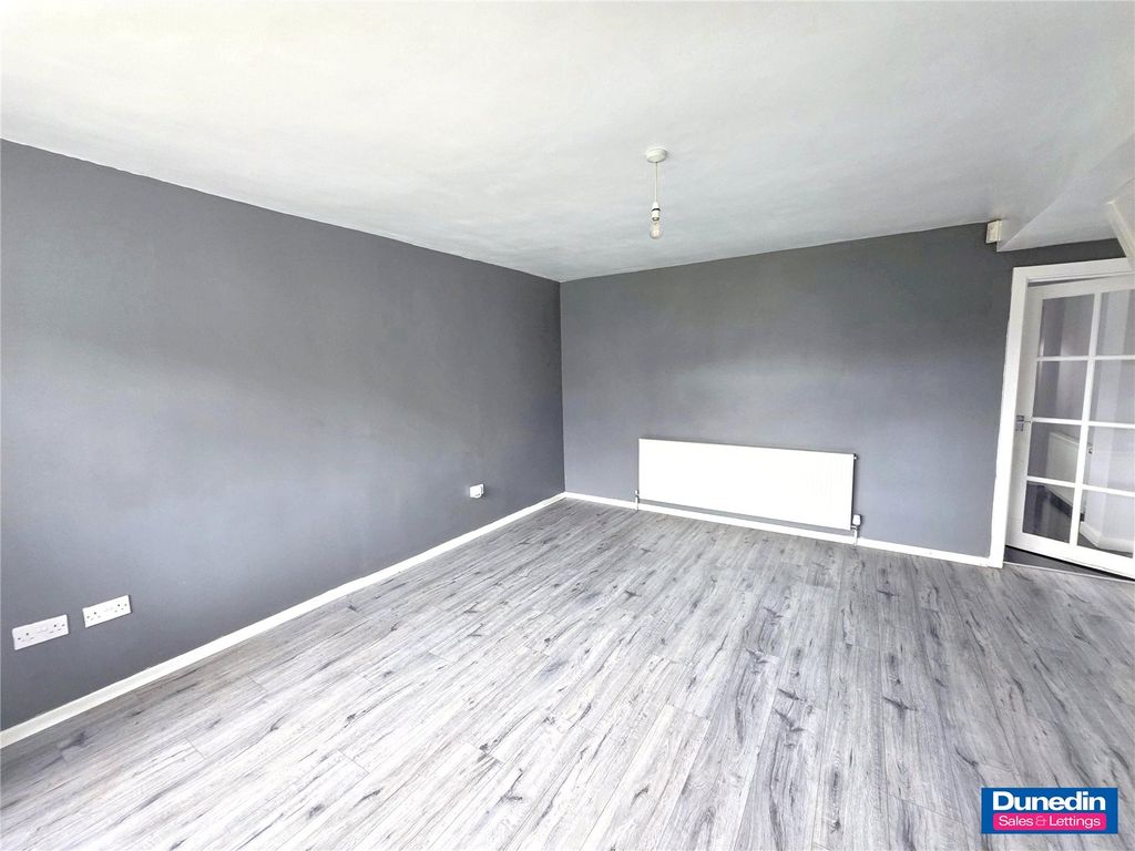 Property photo 2 of 10 Picture No. 02