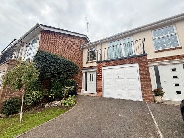Property photo 1 of 13 External