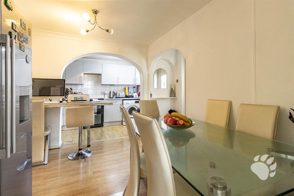 Property photo 2 of 19 Kitchen/Diner