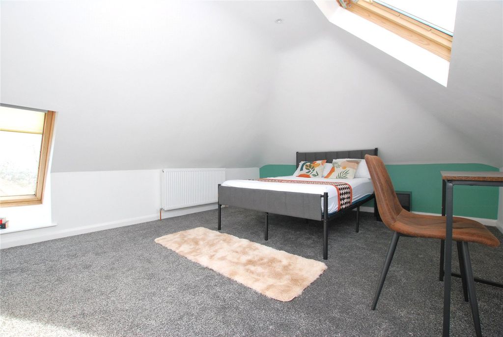 Property photo 1 of 8 Picture No. 04