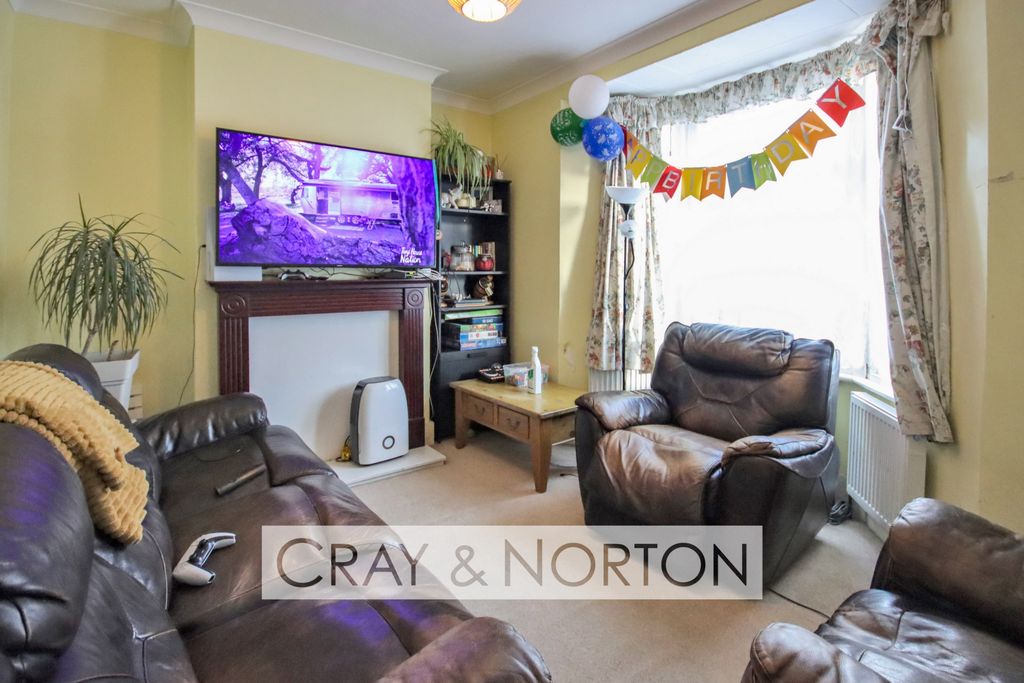 Property photo 3 of 10 Photo 10