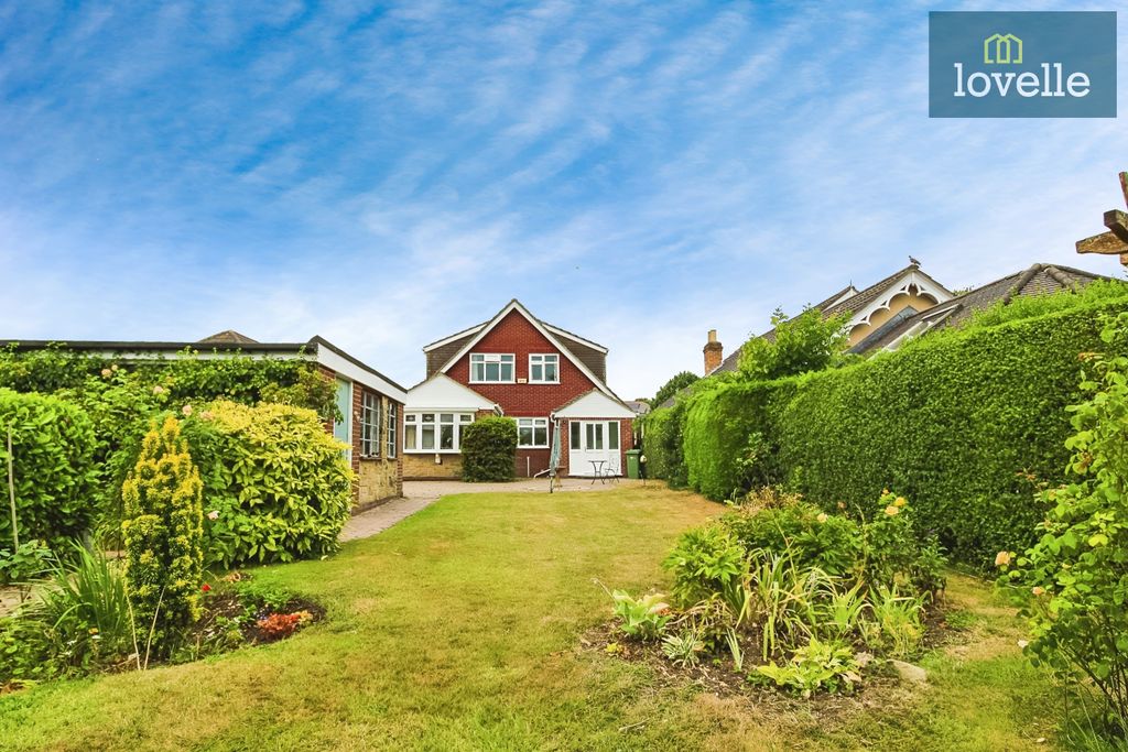 Property photo 3 of 31