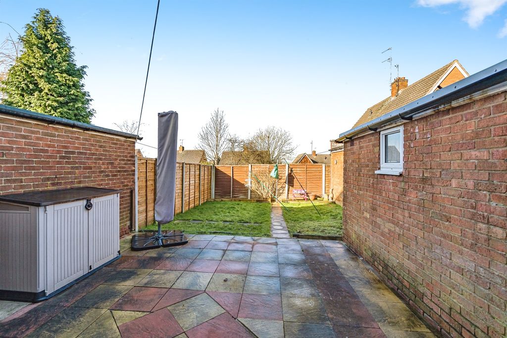 Property photo 2 of 16