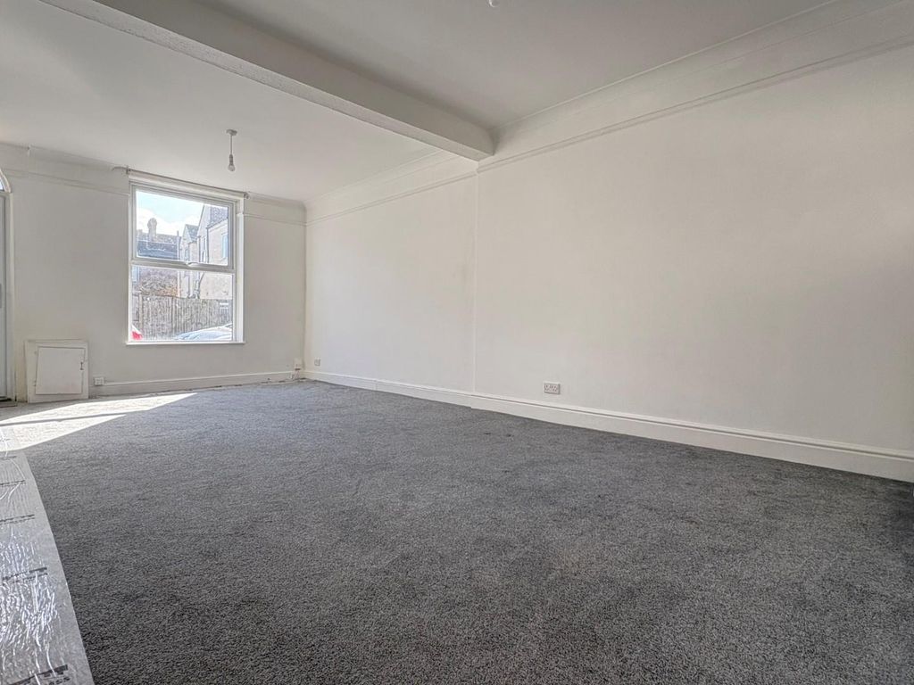 Property photo 1 of 11 11.Jpg