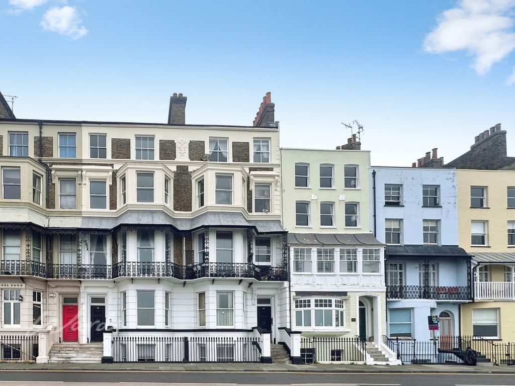 Property photo 2 of 11 Paragon Tf Main Use