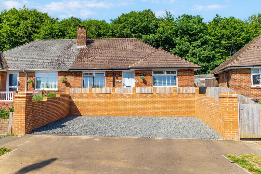 Property photo 1 of 16 Downsway-24.Jpg