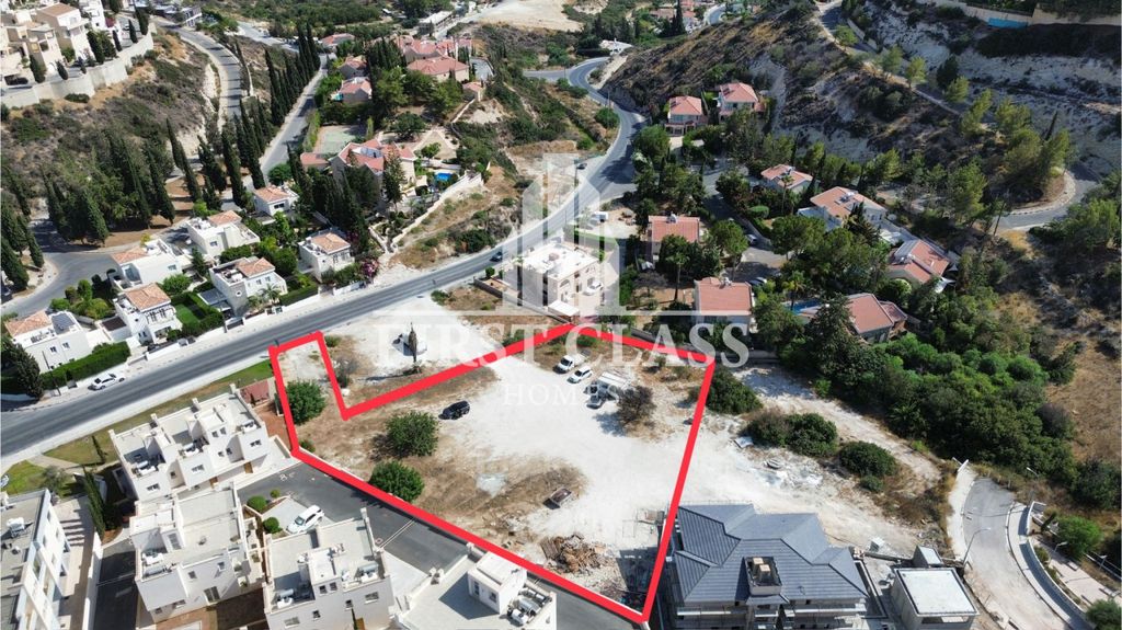 Property photo 3 of 3