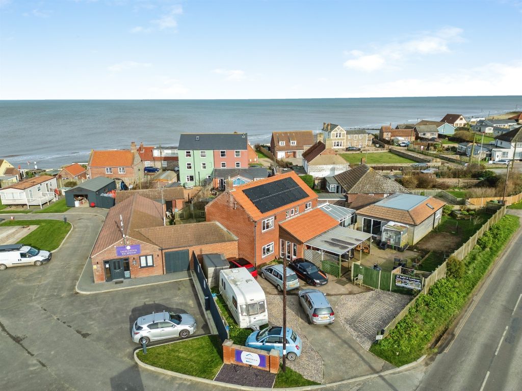 Property photo 3 of 27