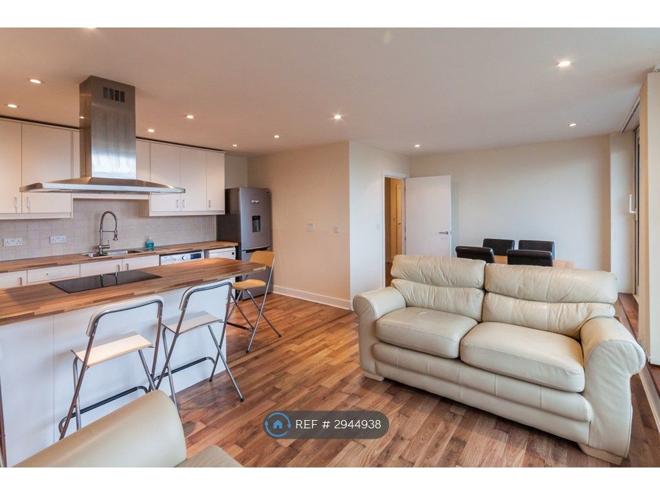 Property photo 1 of 20 Open Plan Lounge