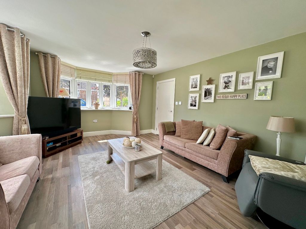 Property photo 3 of 26