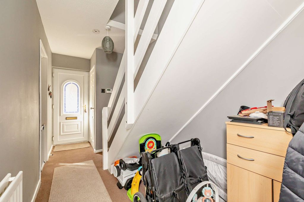 Property photo 2 of 22