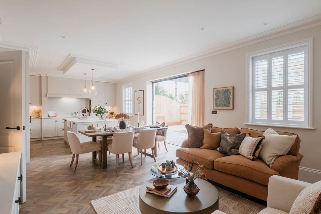 Property photo 2 of 14 Picture No. 40