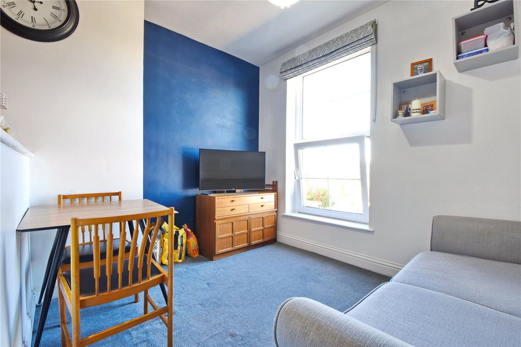 Property photo 2 of 7 Picture No. 02