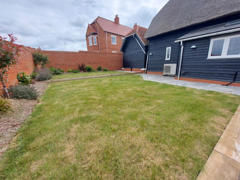 Property photo 3 of 16 Photo 13