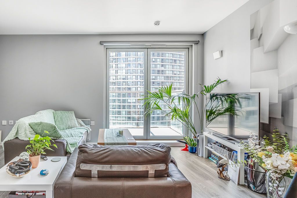 Property photo 1 of 23