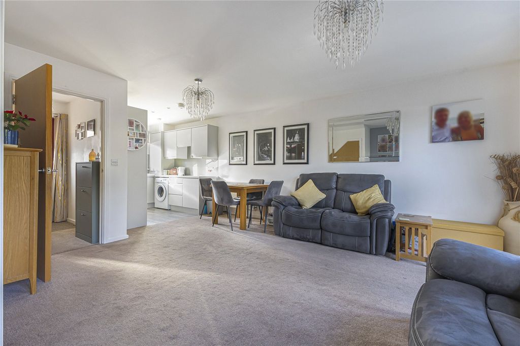 Property photo 2 of 21 Picture No. 09