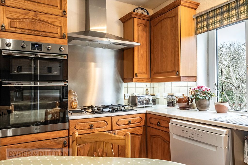 Property photo 2 of 20 Kitchen Diner