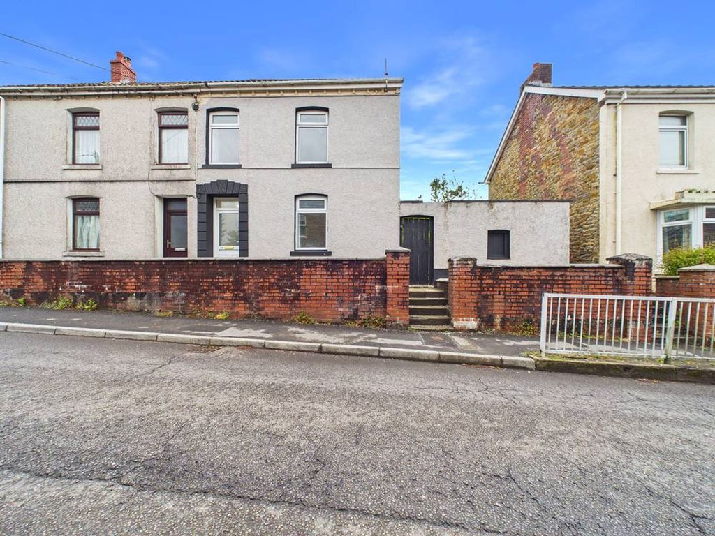 Property photo 1 of 39