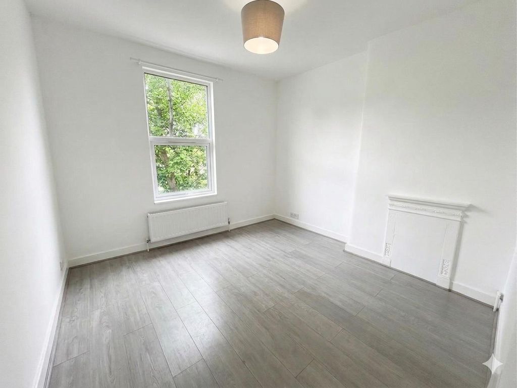 Property photo 2 of 6 1.Png