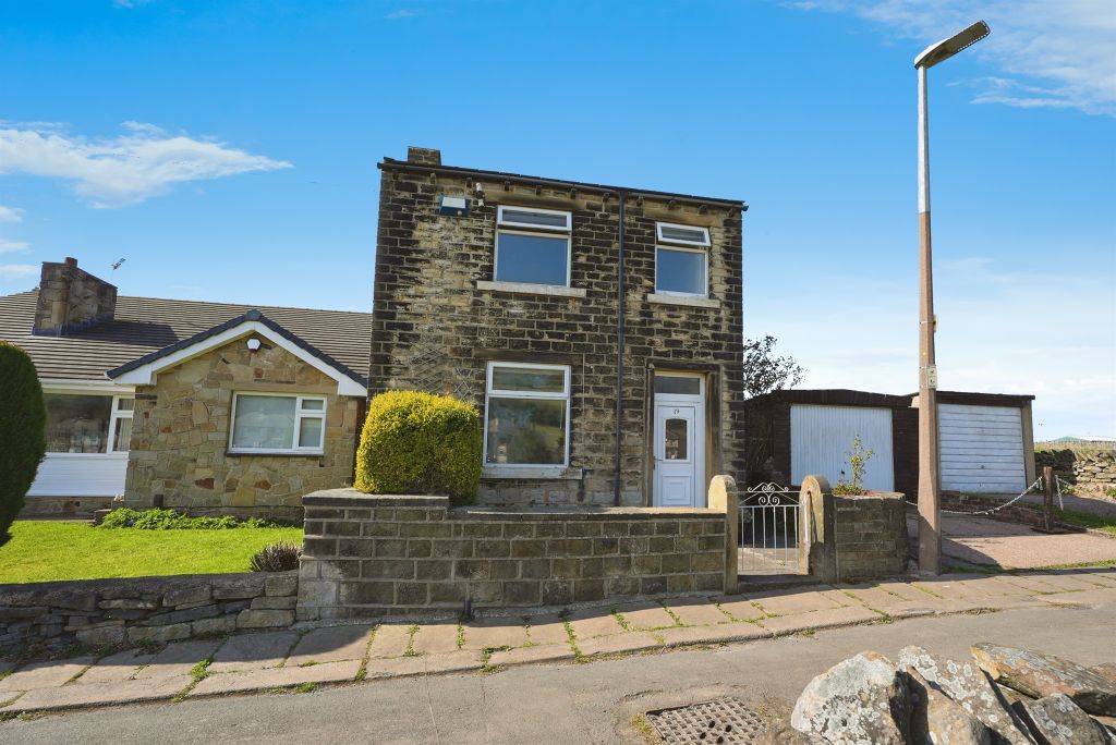 Property photo 2 of 17