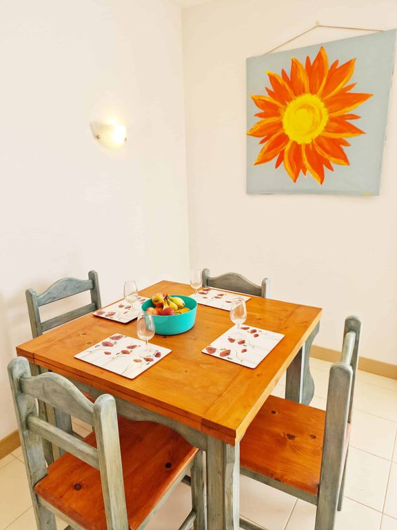 Property photo 3 of 16 Handmade Dining Table