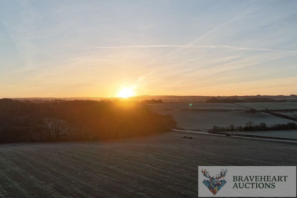 Property photo 2 of 11 Photo 14