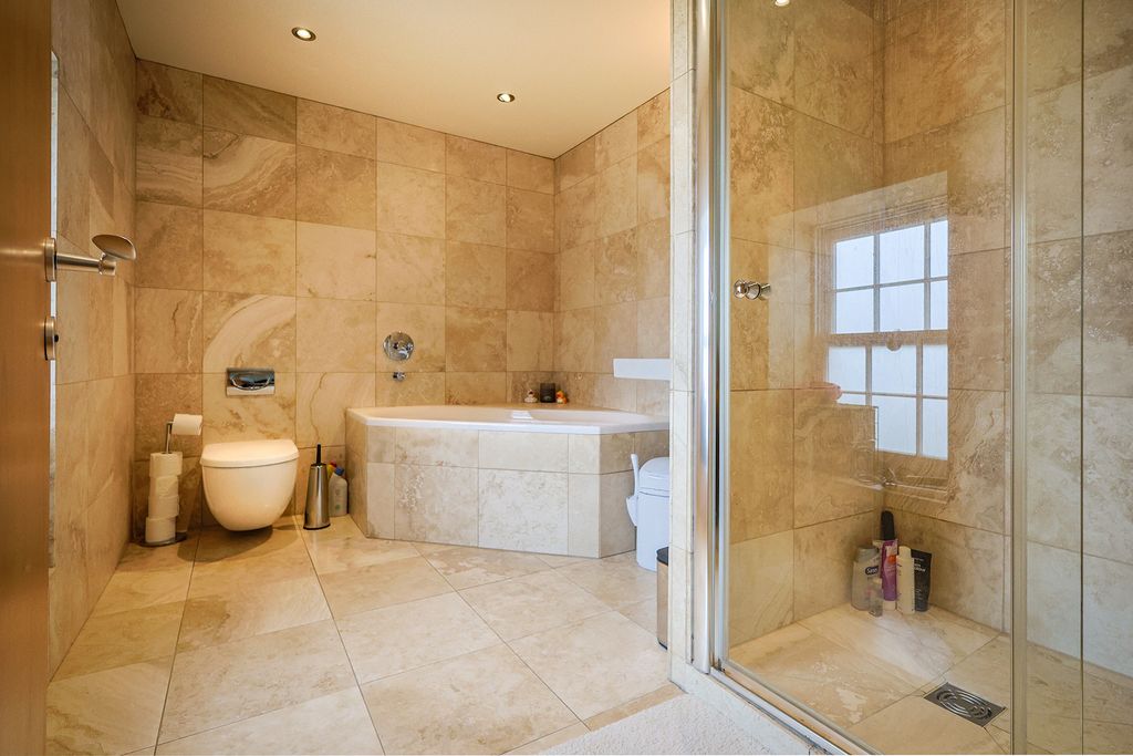 Additional image 13 of 2 bed property for saleLe Ramee, St Peter Port, Guernsey GY1