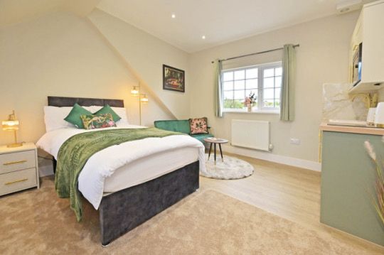 Property photo 1 of 14 Cover