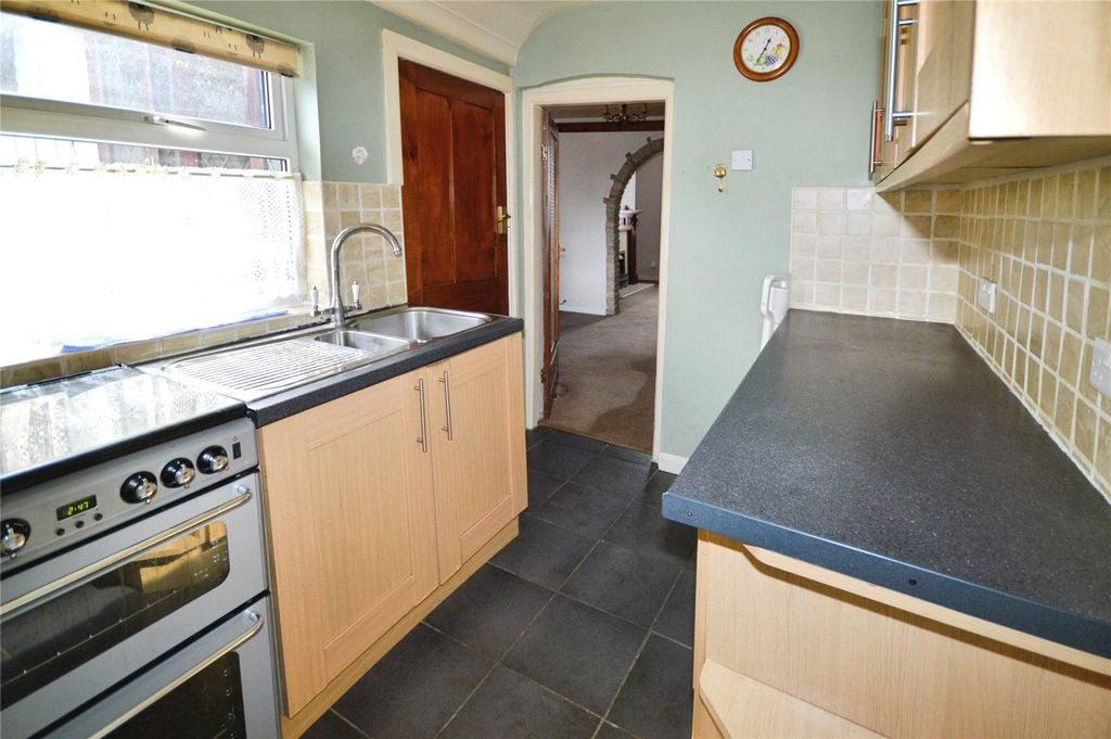 Property photo 2 of 13 Kitchen