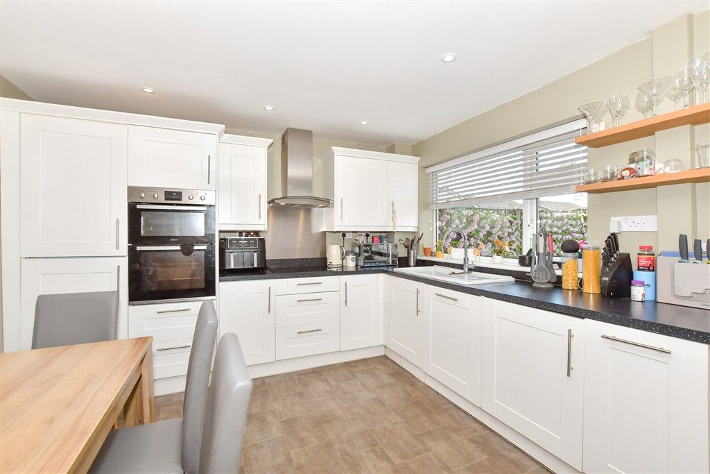 Property photo 2 of 14 Kitchen/Diner