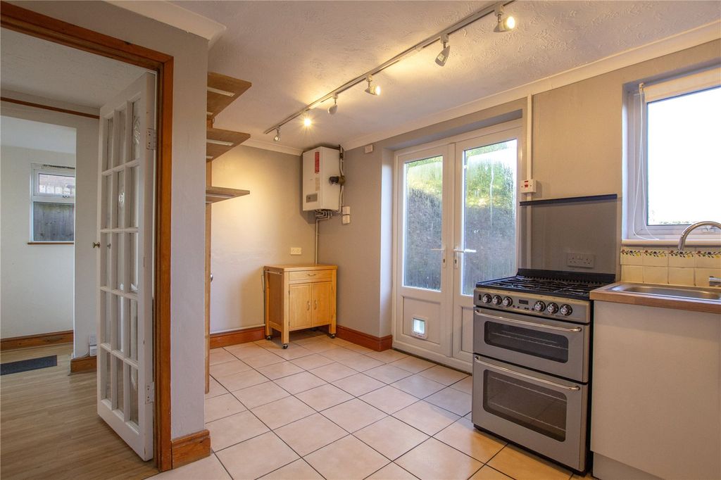 Property photo 3 of 11 Picture No. 20