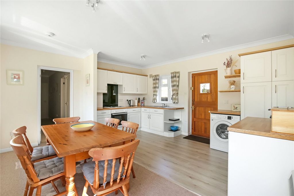 Property photo 3 of 29 Picture No. 56
