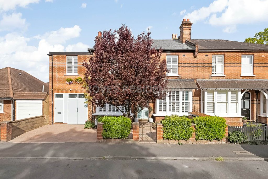 Property photo 1 of 22
