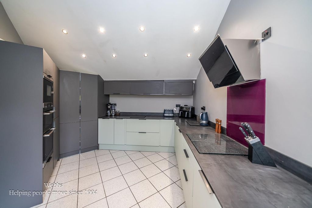 Property photo 2 of 33 Webbs-22.Jpg