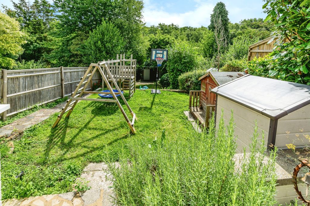 Property photo 3 of 15 Garden