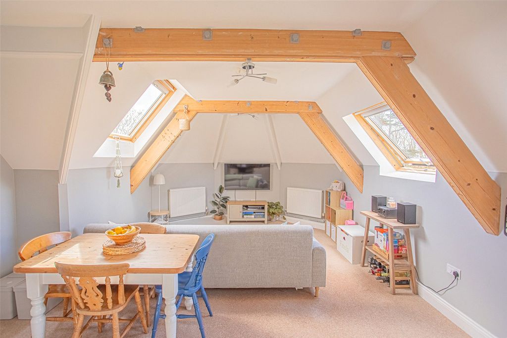 Property photo 3 of 13 Picture No. 05