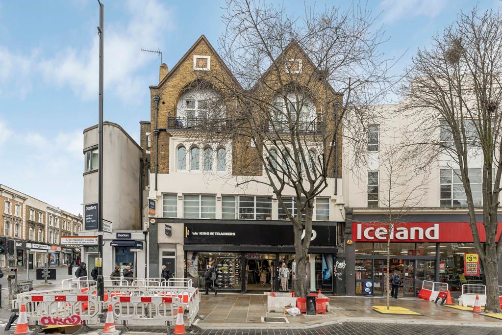 Property photo 1 of 16 Exterior